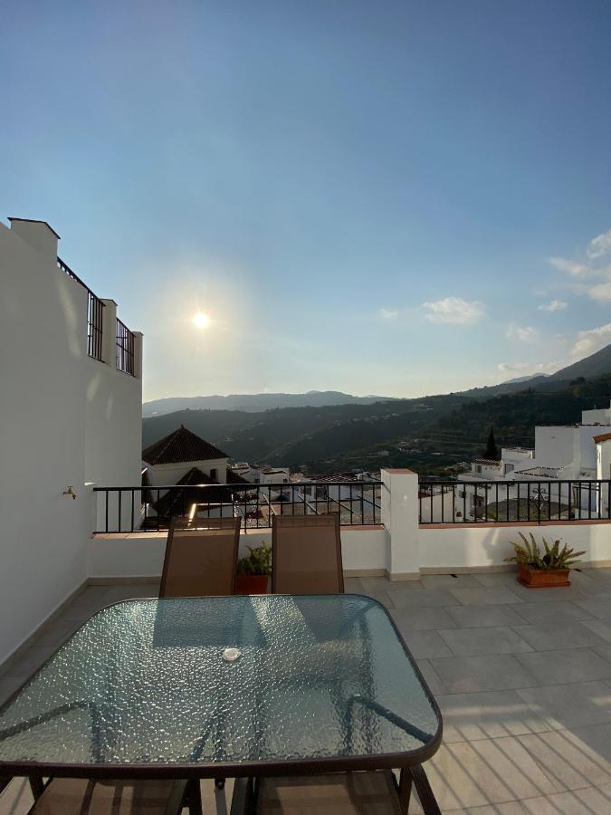 Casa Con Vistas 2 Apartment Frigiliana Bagian luar foto